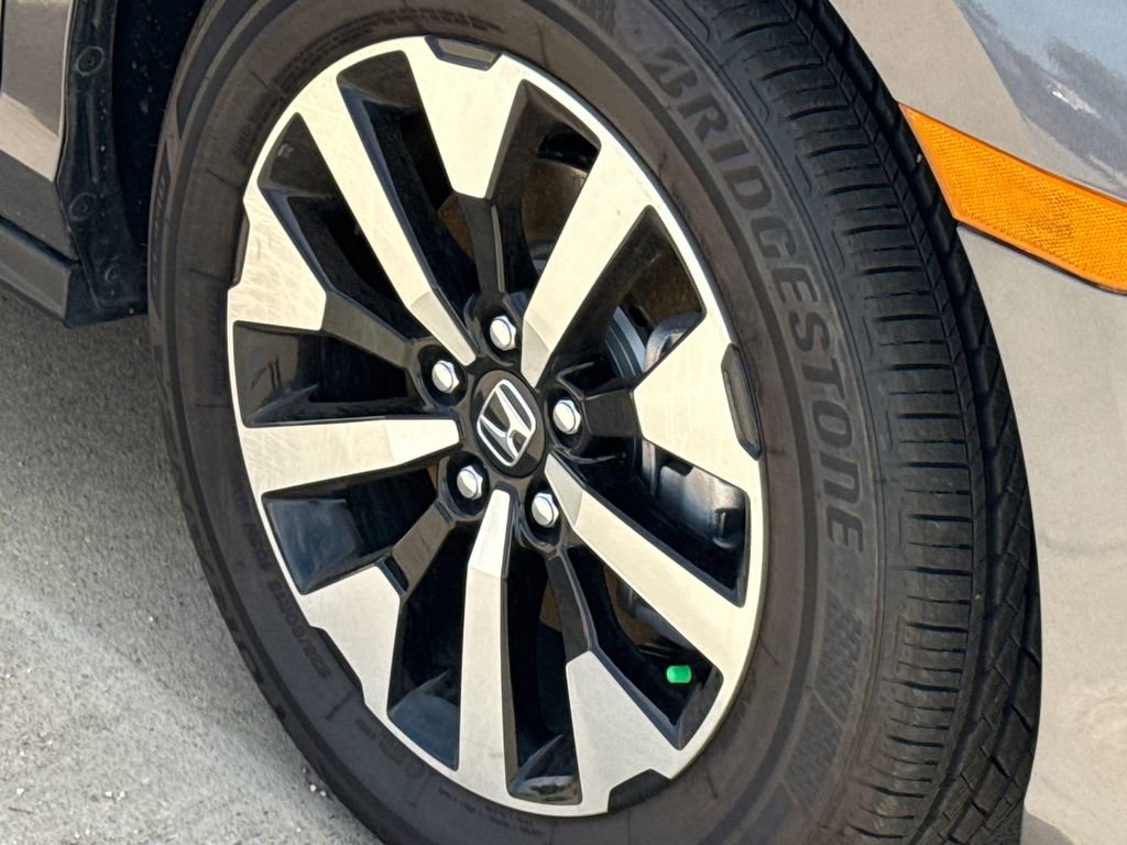 Certified 2026 Honda Odyssey EX-L image 6