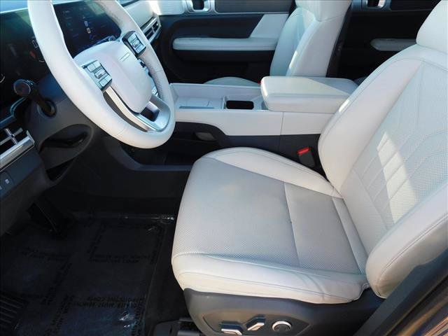 Used 2025 Hyundai Santa Fe SEL FWD image 22
