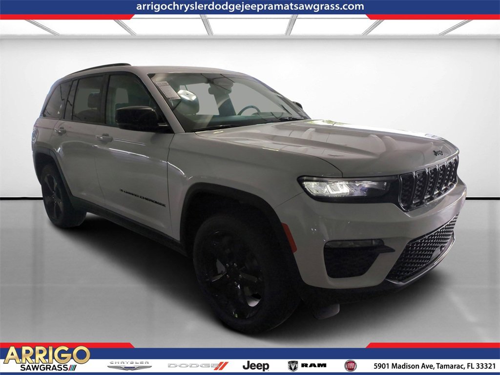 New 2025 Jeep Grand Cherokee Limited w/ Black Appearance Package