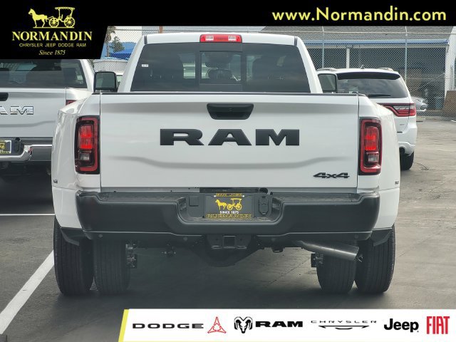 New 2026 RAM 3500 Tradesman AWD/4WD image 5
