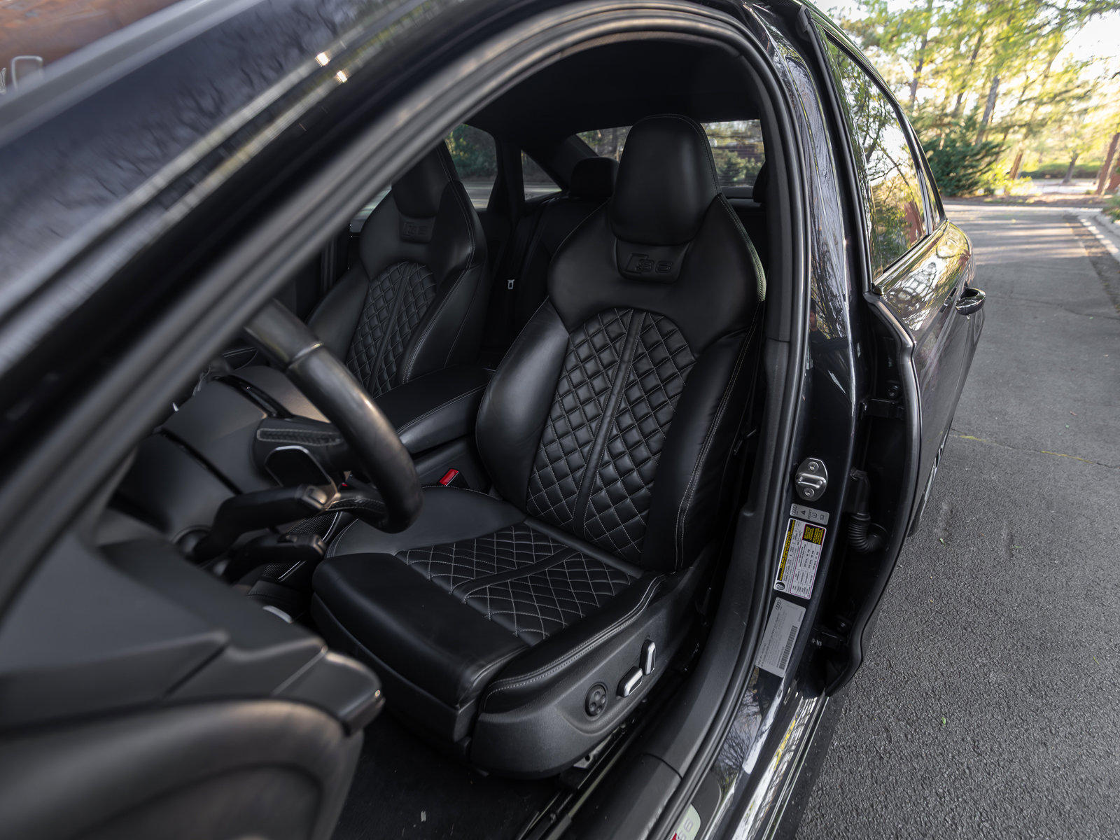 Used 2017 Audi S6 Premium Plus w/ S6 Sport Package image 12