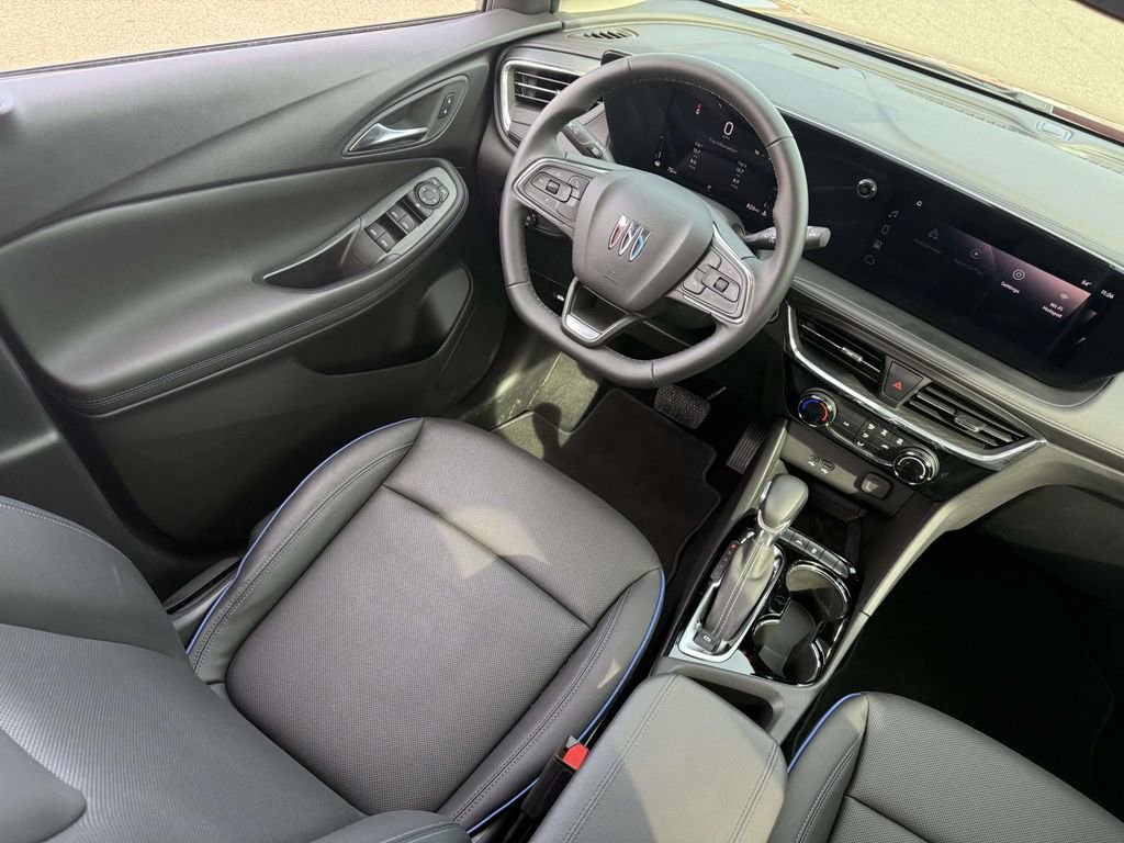 Used 2025 Buick Encore GX Sport Touring image 27