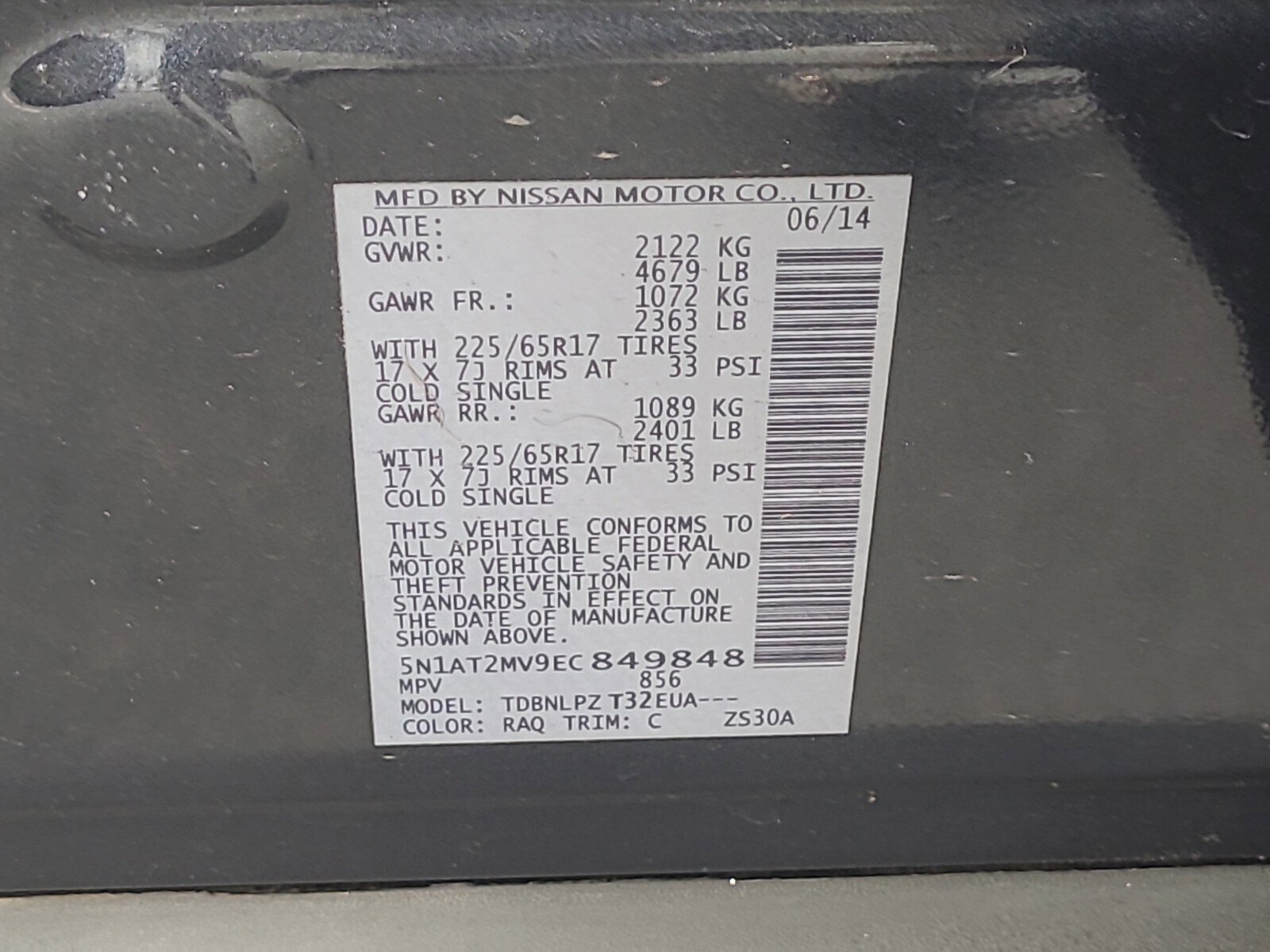 Used 2014 Nissan Rogue S image 32