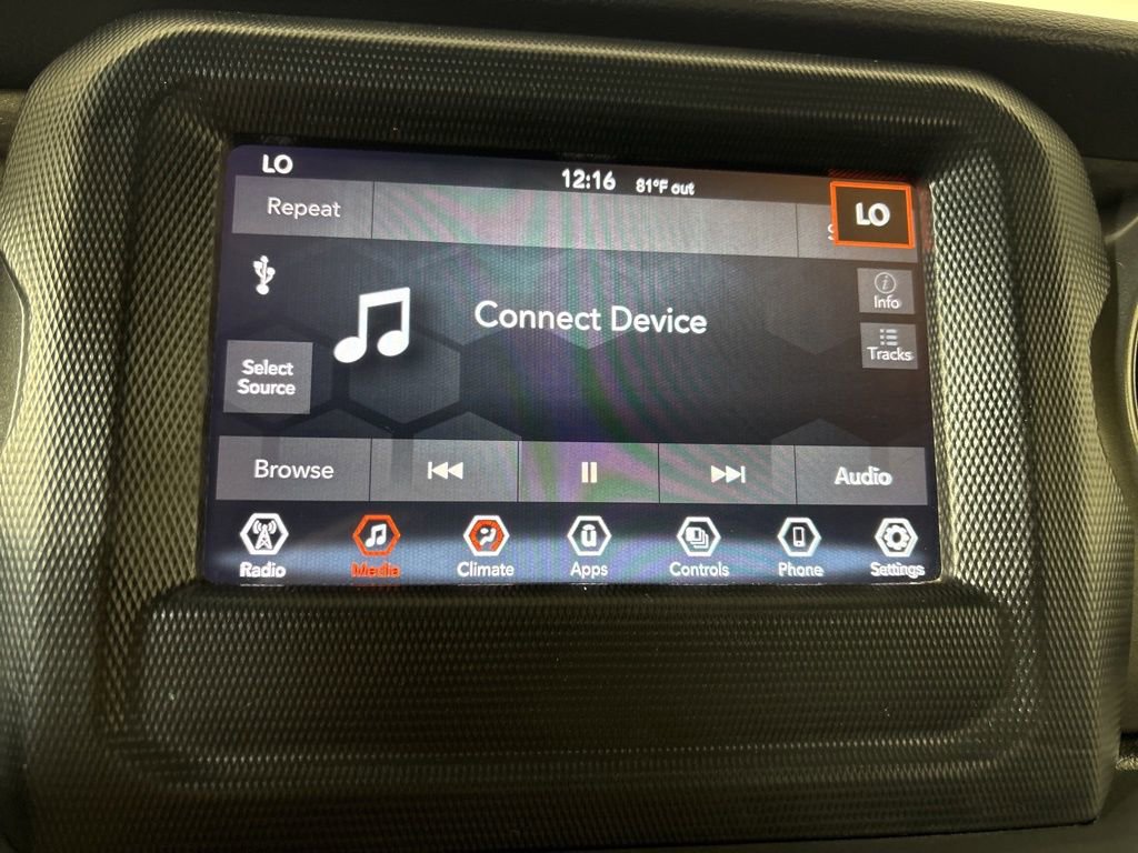 Used 2023 Jeep Wrangler Unlimited Sport image 29