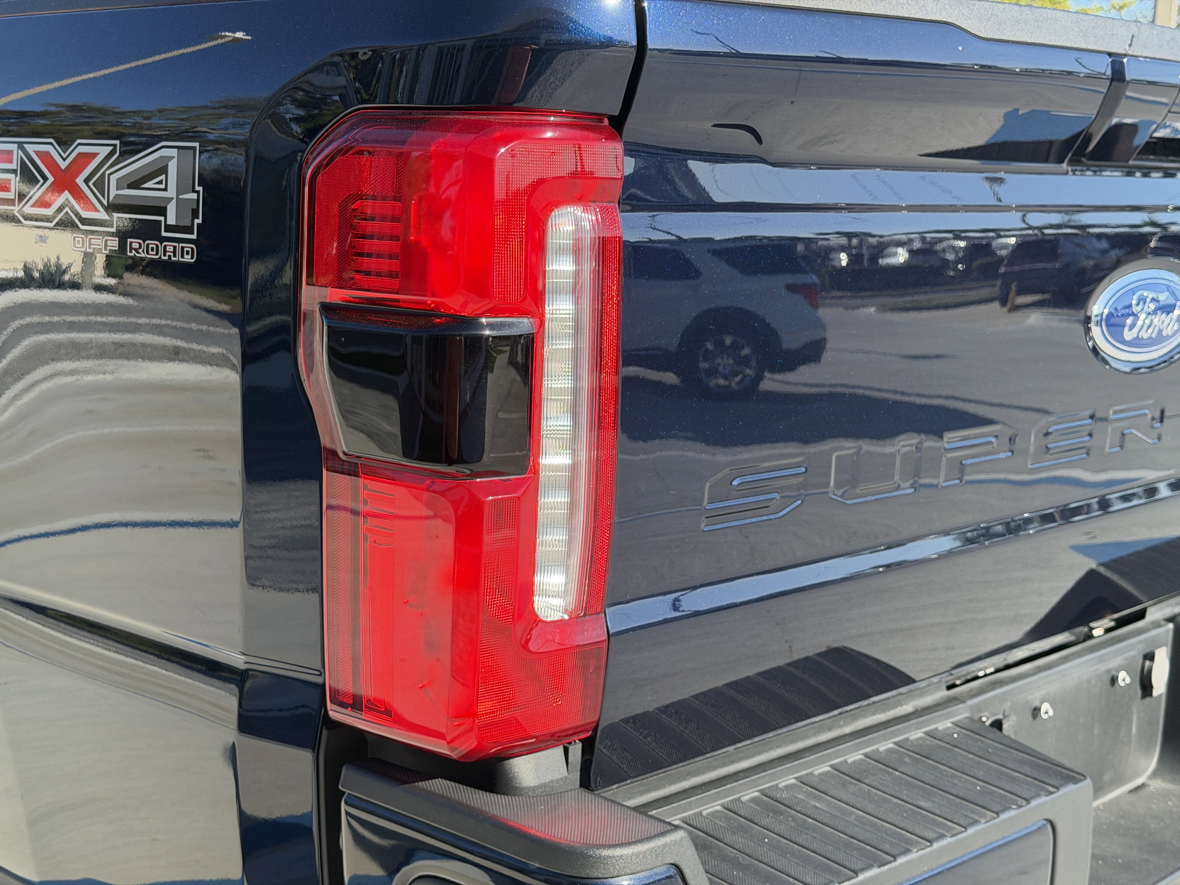 Used 2024 Ford F250 XLT w/ XLT Premium Package image 9