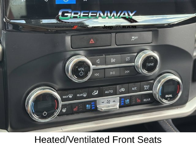 Used 2023 Ford Expedition Max XLT RWD image 22