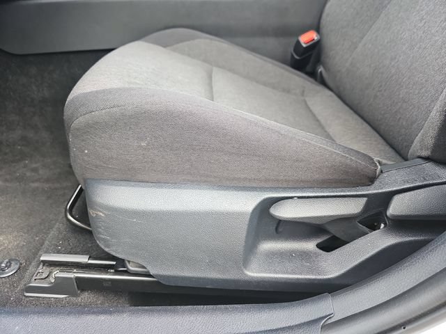 Used 2025 Toyota Camry LE FWD image 13