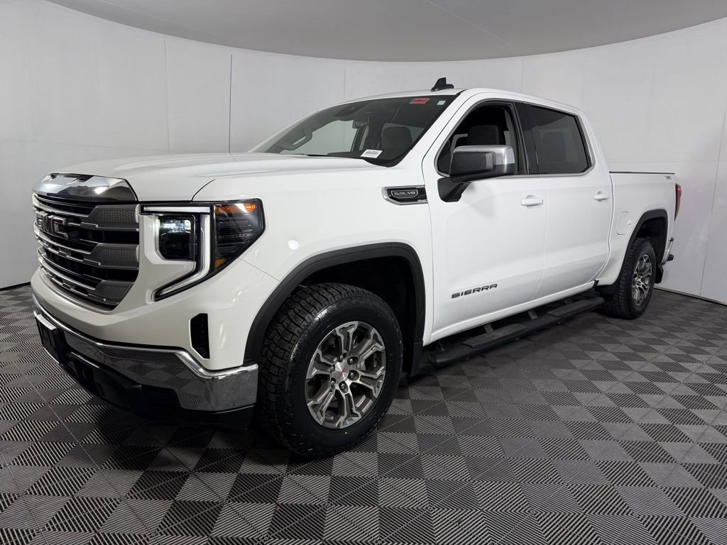 Used 2024 GMC Sierra 1500 SLE w/ X31 Off-Road Package image 9