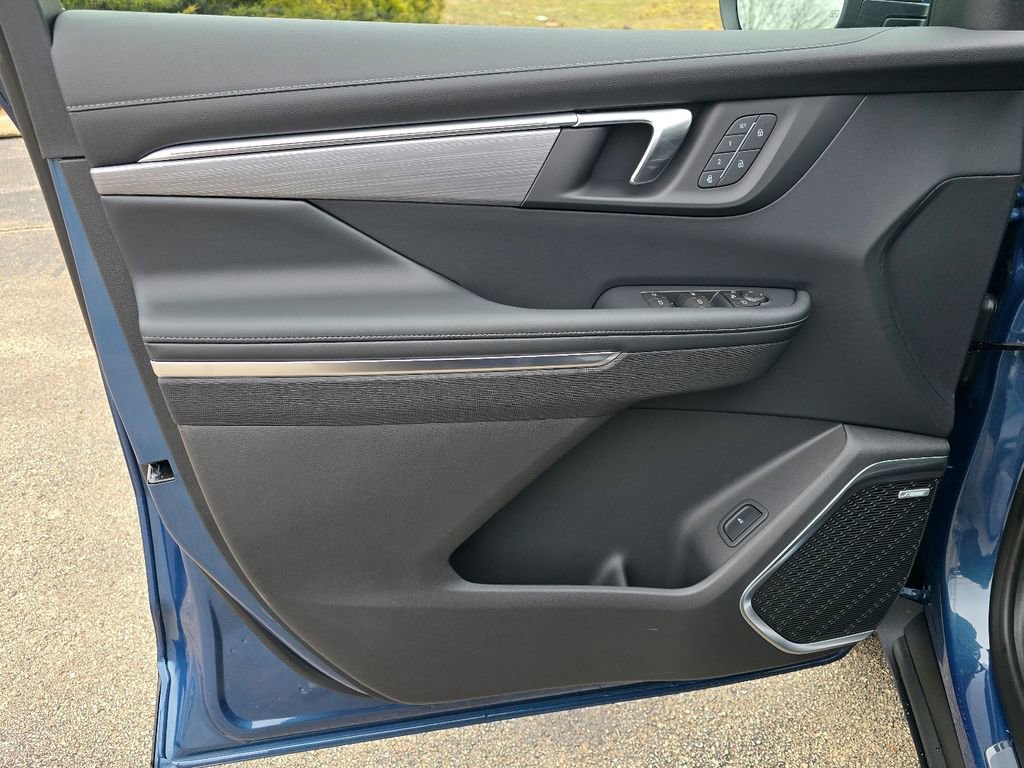 New 2026 Buick Enclave Preferred w/ Power Package image 13