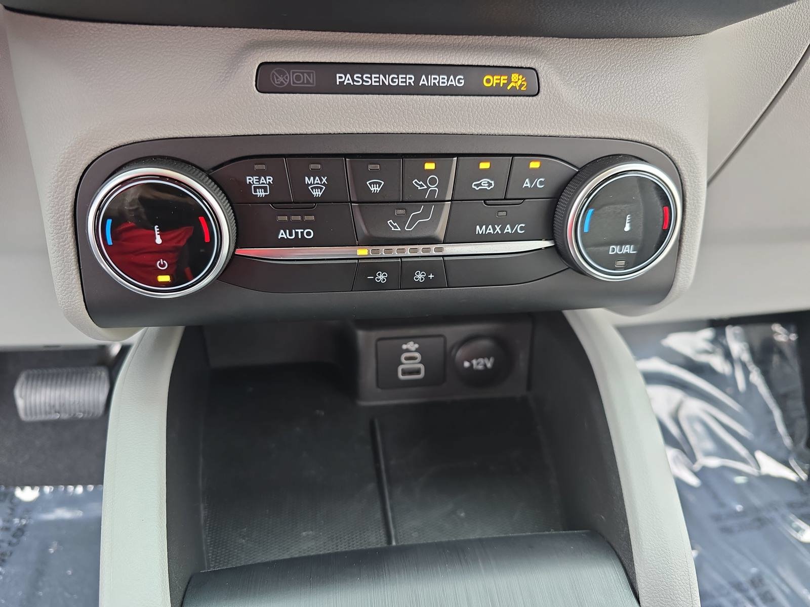 Used 2026 Ford Escape Active AWD/4WD image 21