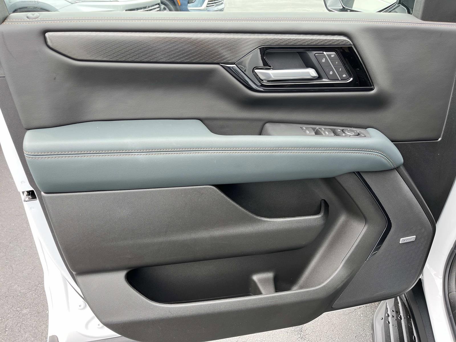 New 2026 GMC Yukon AT4 image 23