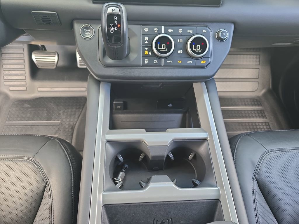 Used 2025 Land Rover Defender 110 Sedona Red Edition image 25