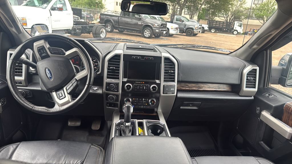 Used 2019 Ford F150 Lariat w/ Equipment Group 502A Luxury image 22