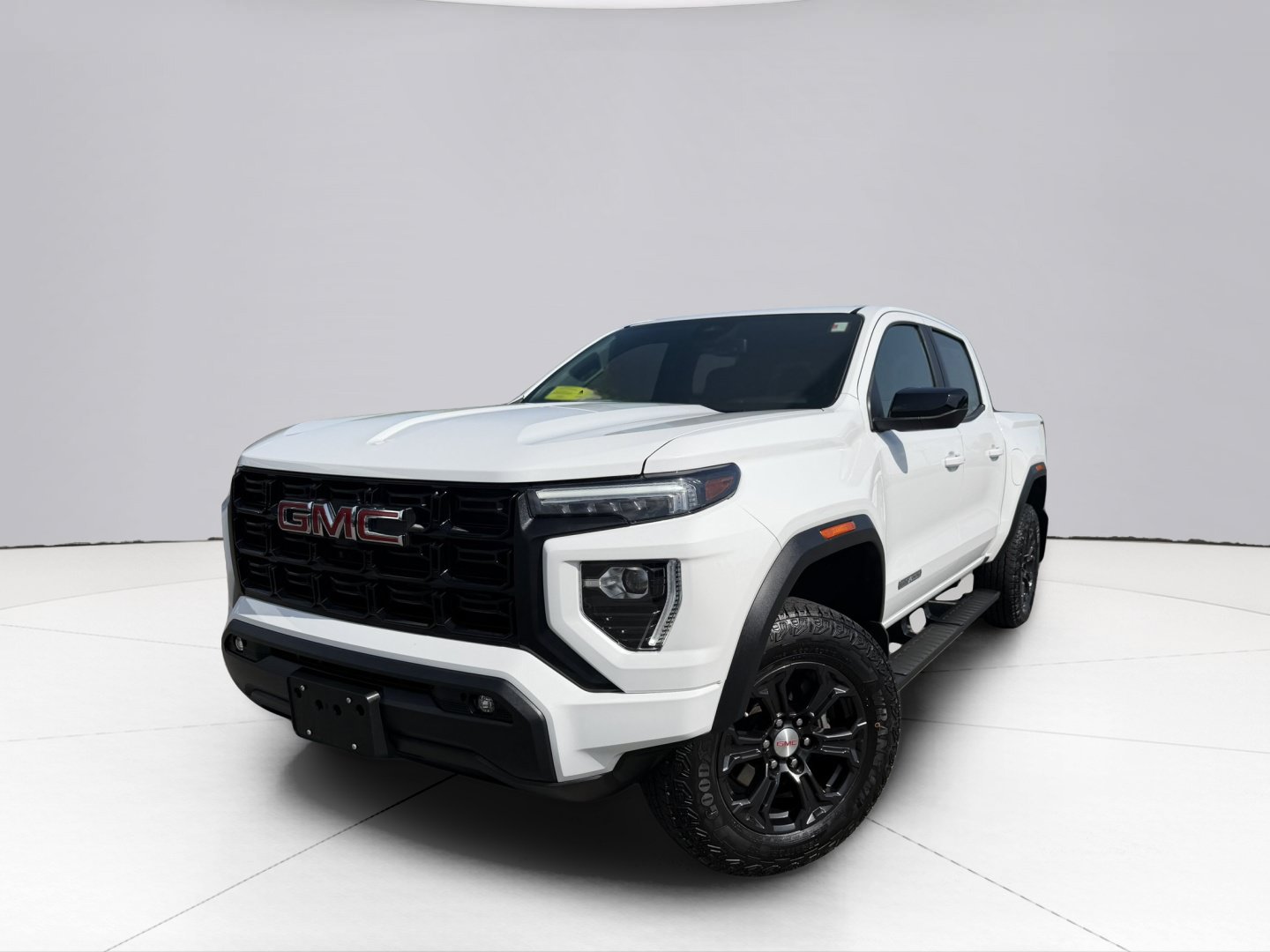 Used 2023 GMC Canyon Elevation w/ Convenience Package AWD/4WD image 1