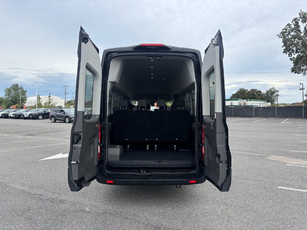 Used 2023 Ford Transit 350 XLT RWD image 39