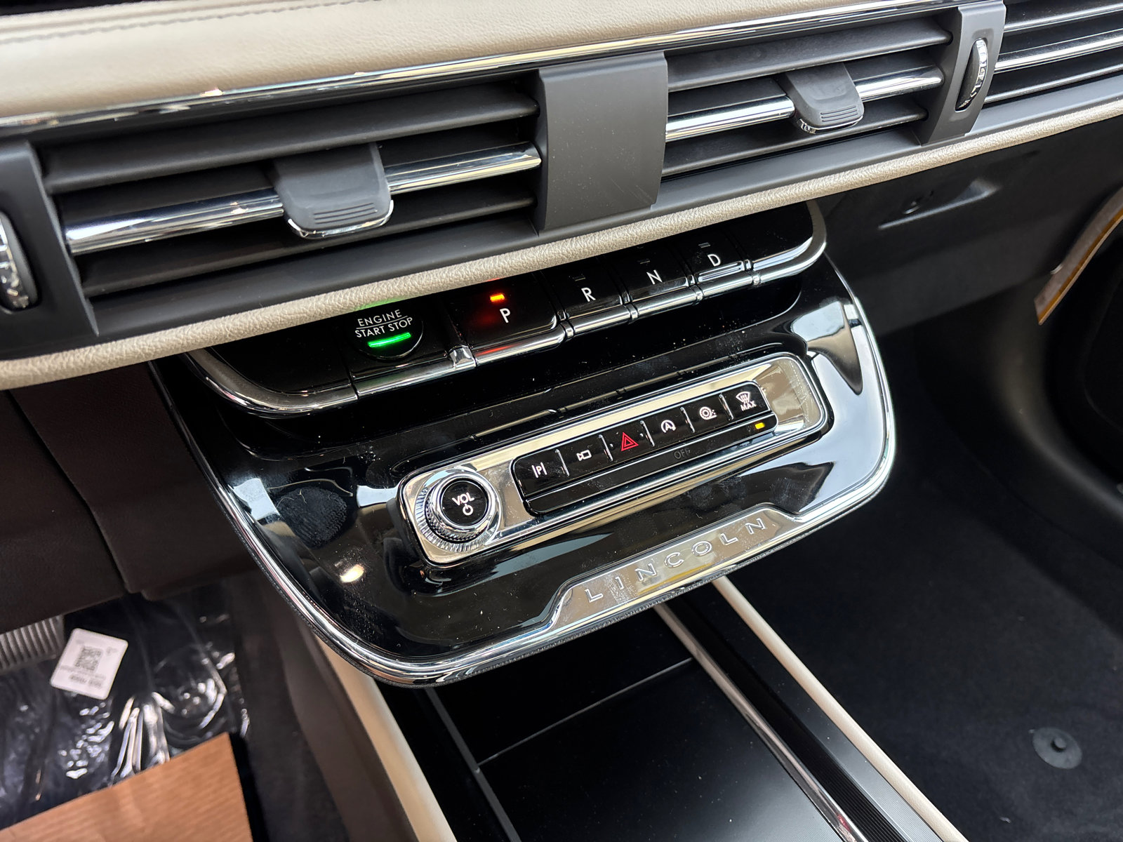 New 2026 Lincoln Corsair Premiere image 22