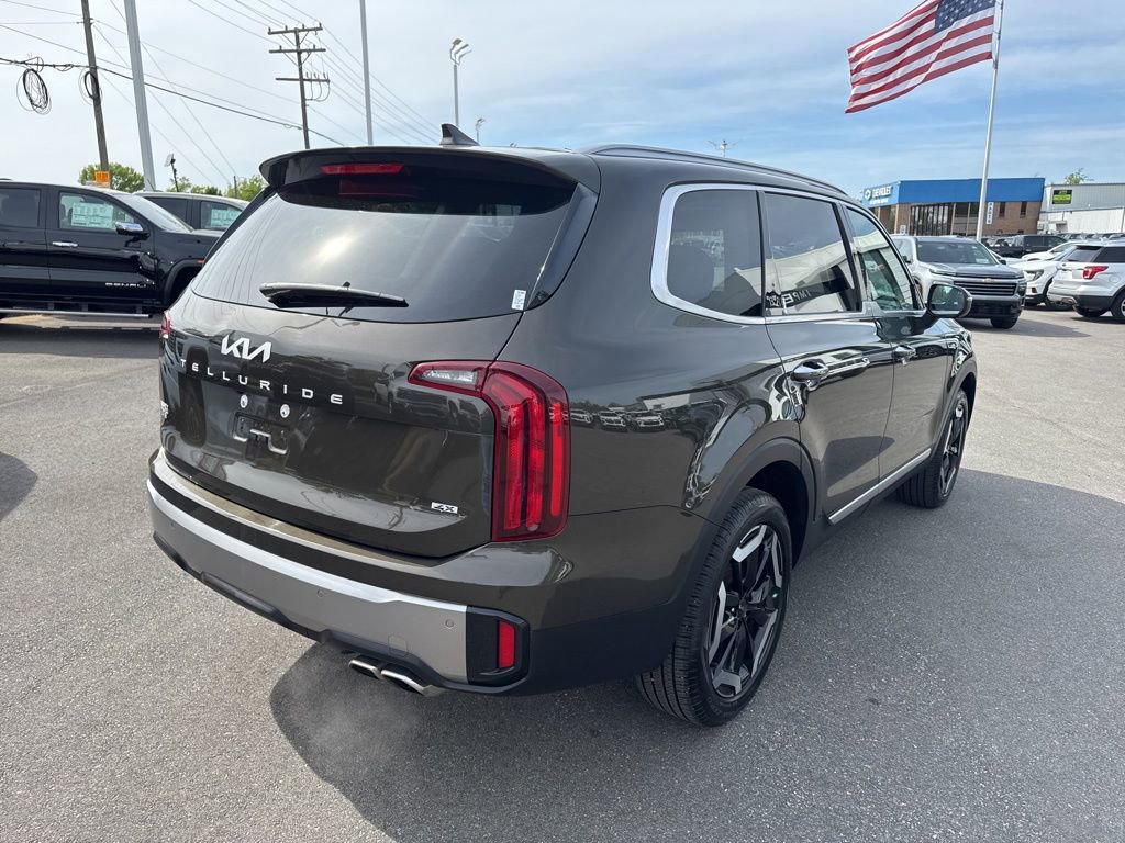 Used 2025 Kia Telluride S image 5