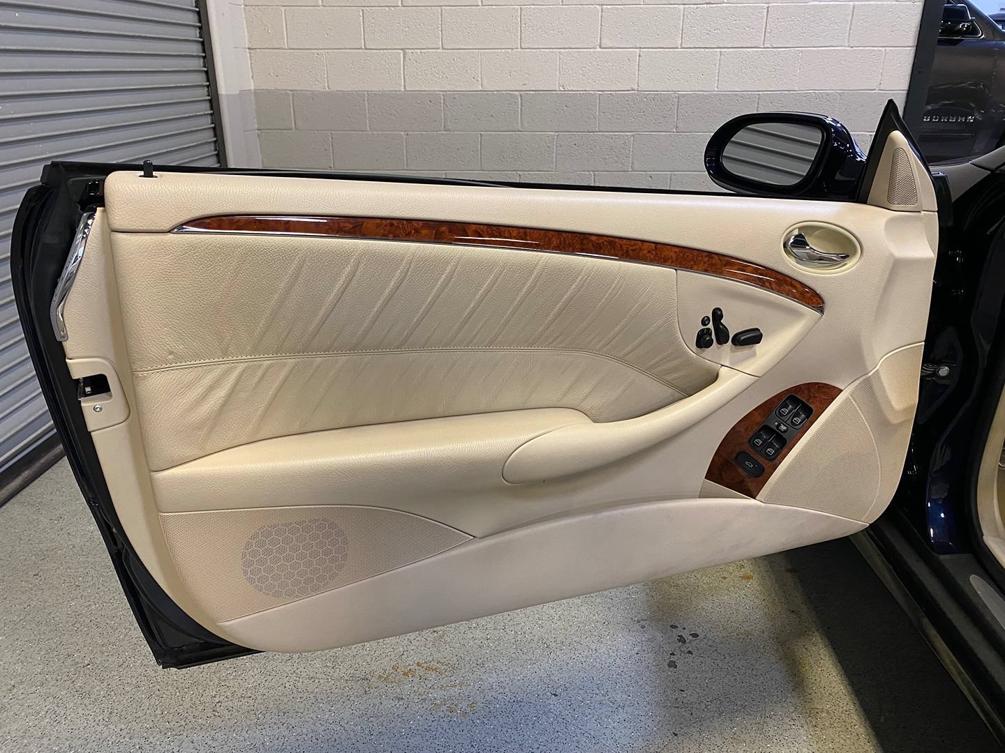 Used 2007 Mercedes-Benz CLK 350 Cabriolet image 39