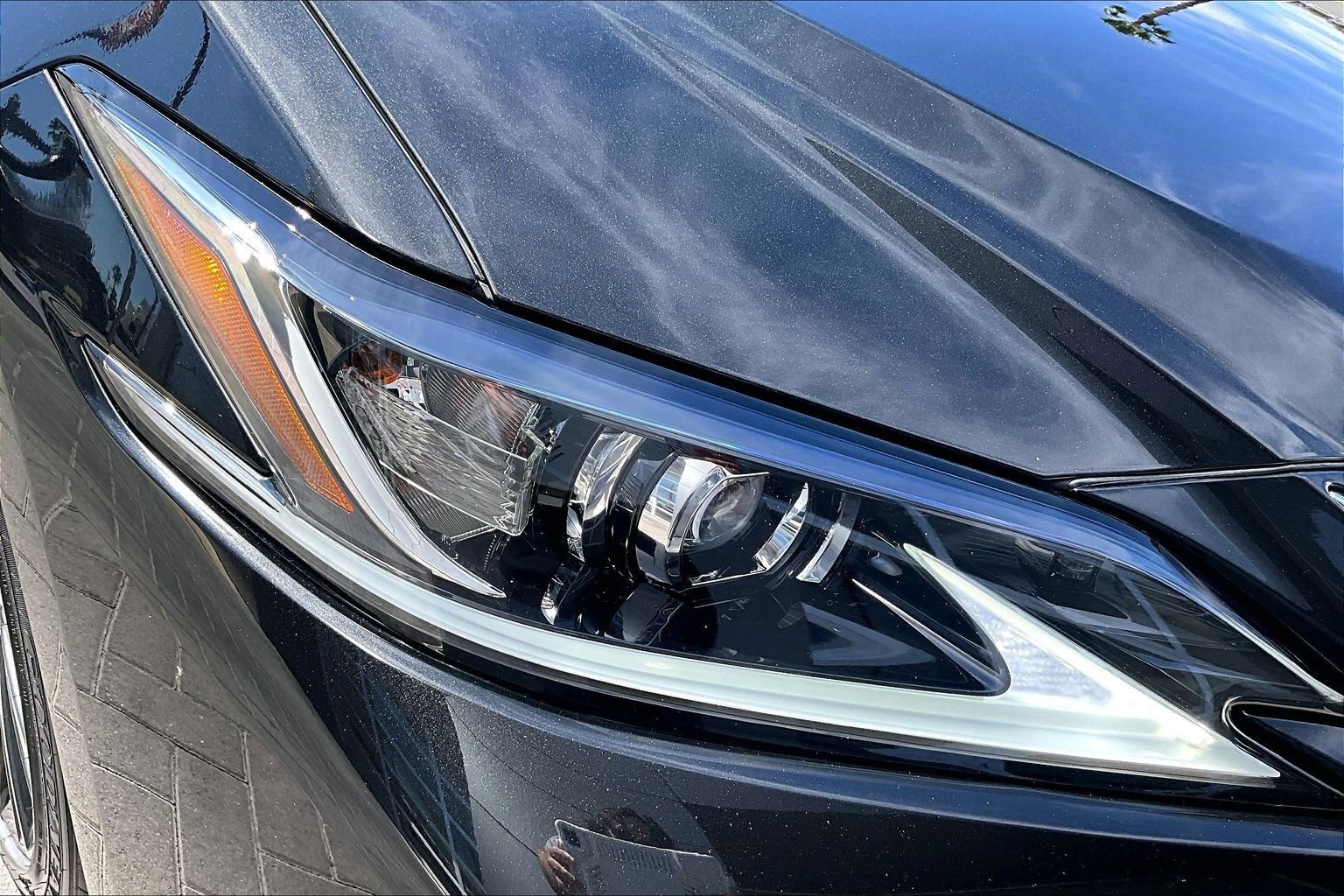 Used 2024 Lexus ES 350 350 w/ Premium Package image 28