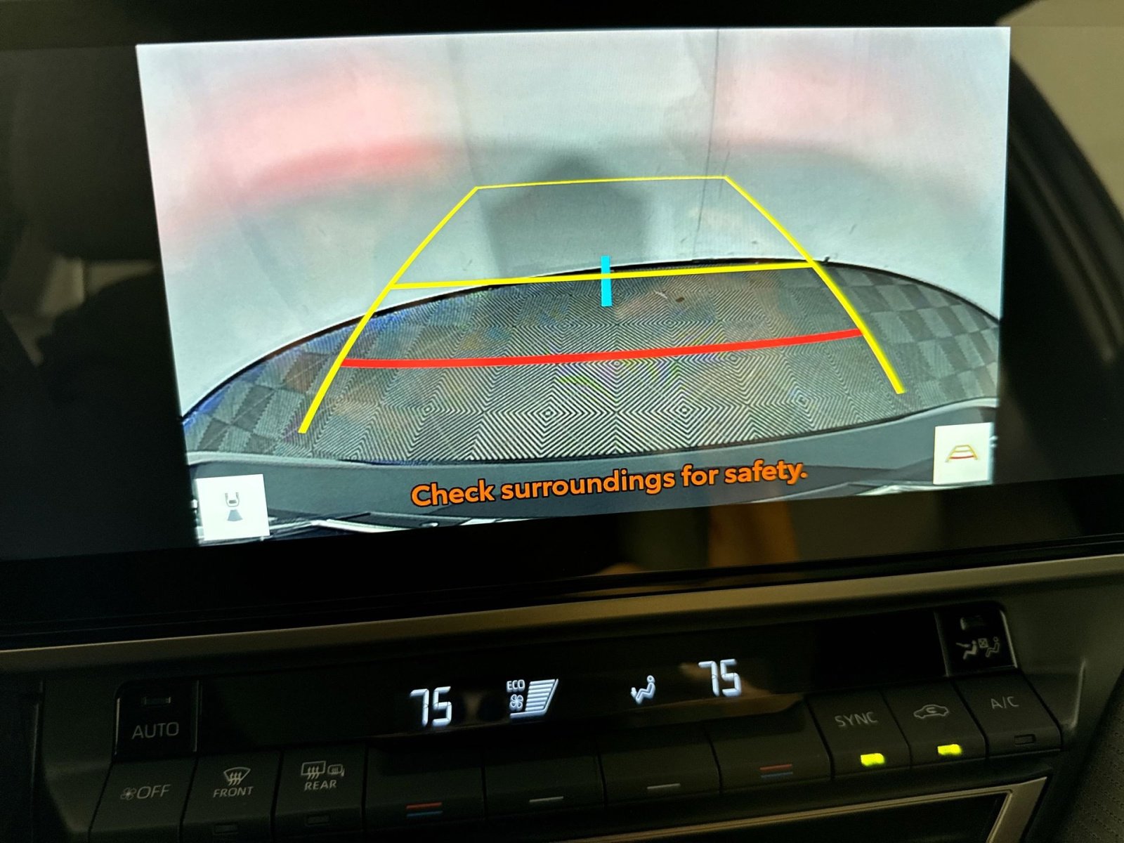 Used 2025 Toyota Camry SE w/ Multimedia Upgrade Package image 19