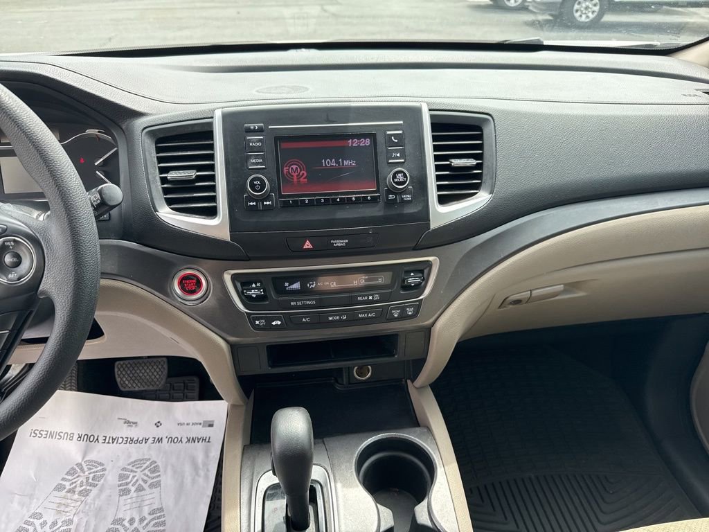 Used 2017 Honda Pilot LX image 17