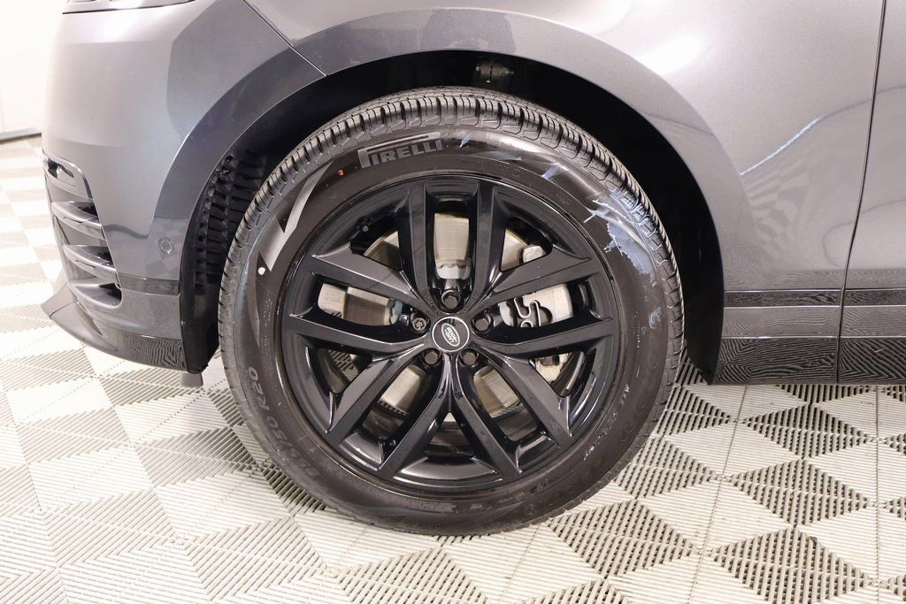 Used 2026 Land Rover Range Rover Velar Dynamic SE image 18