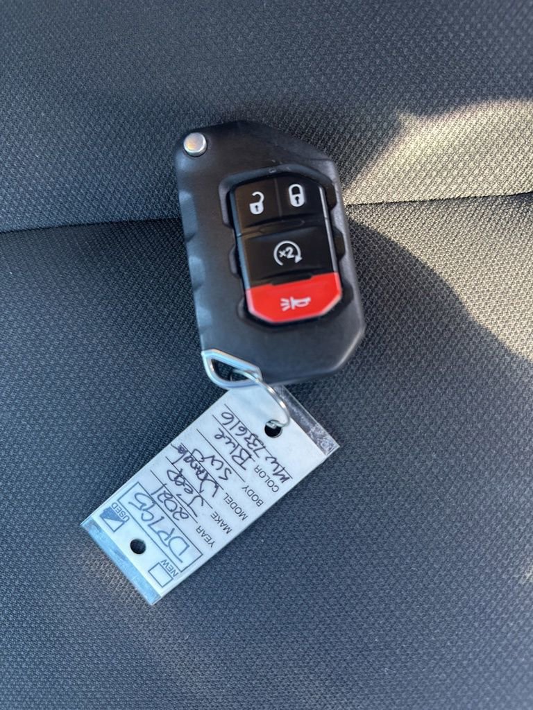 Used 2021 Jeep Wrangler Unlimited Sport image 32