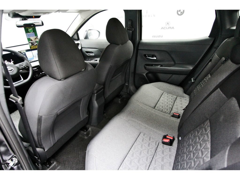 New 2026 Nissan Kicks SV FWD image 11