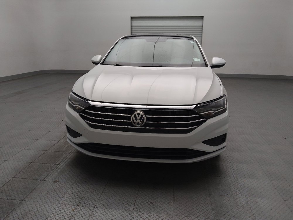 Used 2019 Volkswagen Jetta SE w/ Cold Weather Package FWD image 15