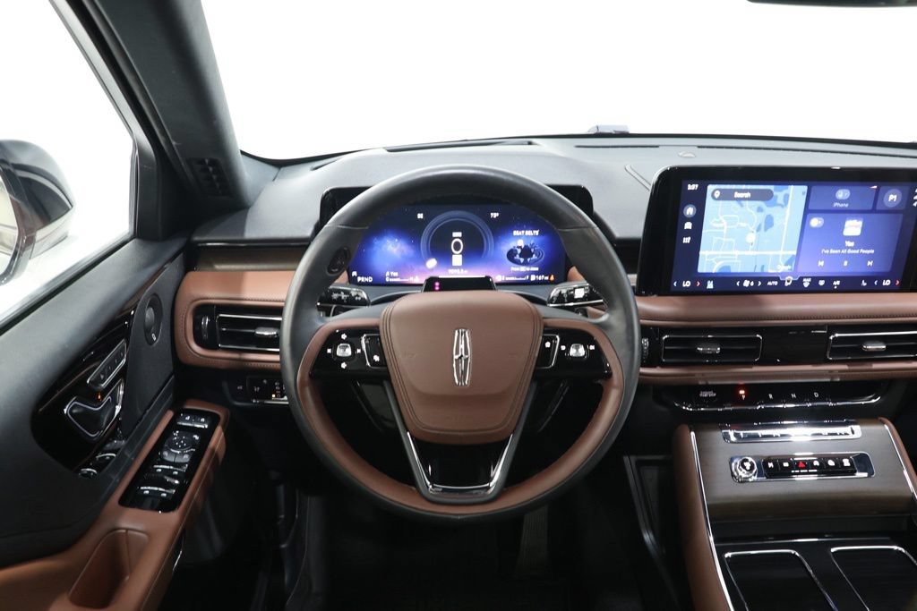 Used 2025 Lincoln Aviator Reserve w/ Illumination Package AWD/4WD image 14