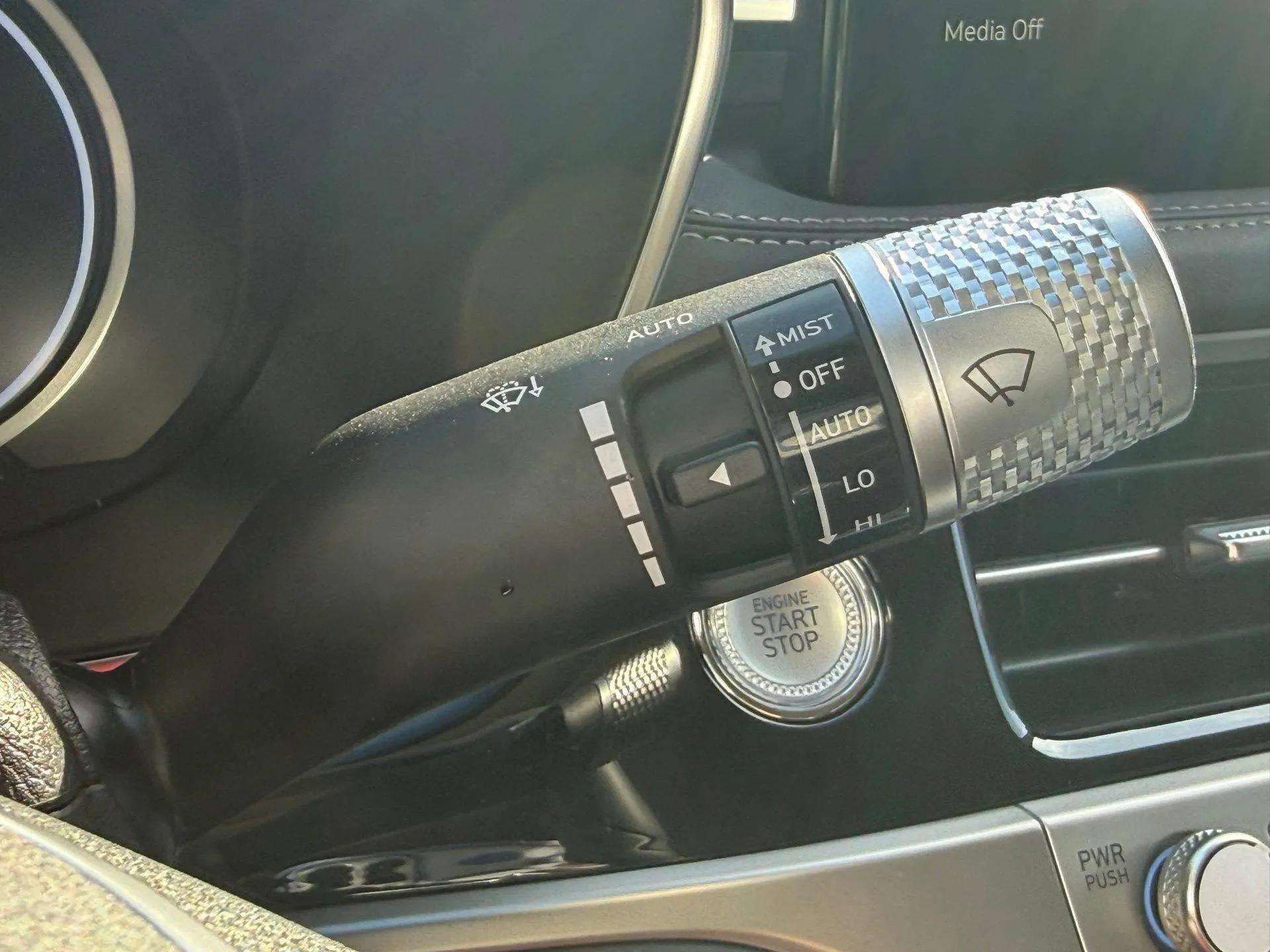 Used 2026 Genesis G70 2.5T Prestige image 32