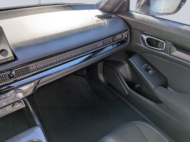 Used 2025 Honda Civic Sport image 16