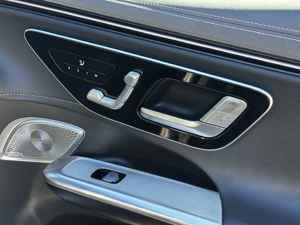 Certified 2023 Mercedes-Benz EQE 500 4MATIC SUV image 17