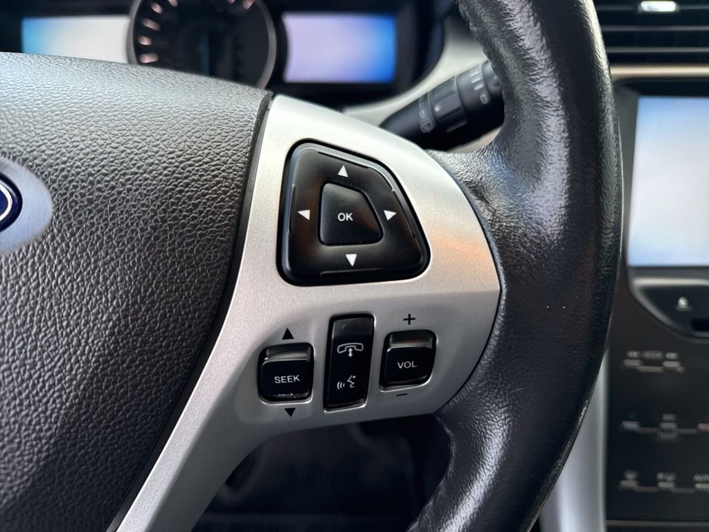 Used 2013 Ford Edge SEL image 21