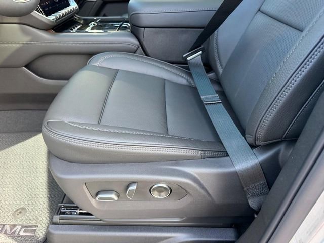 New 2026 GMC Yukon XL Denali w/ Sun & Power Step Package image 24