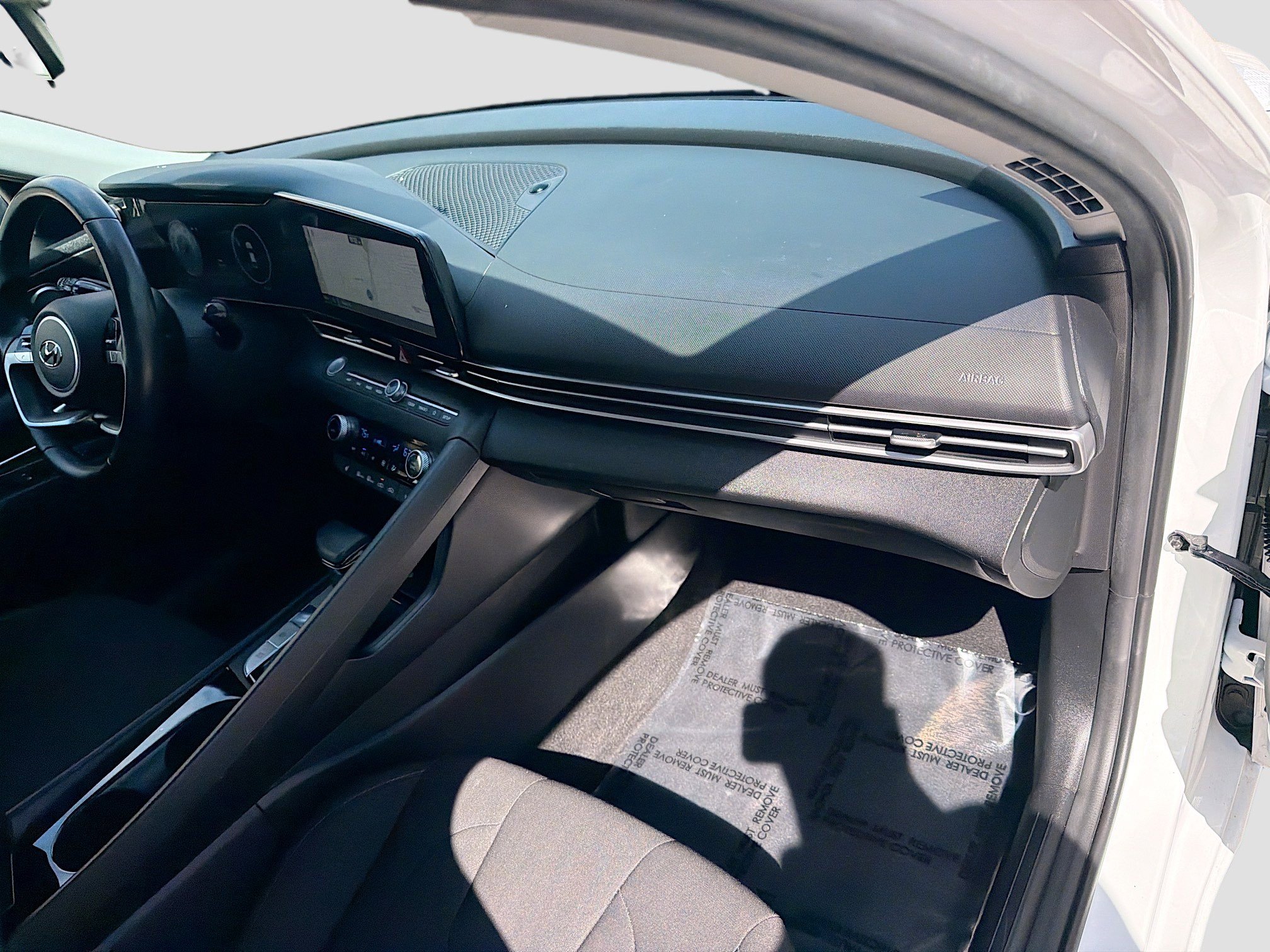 Used 2023 Hyundai Elantra SEL w/ Convenience Package image 30