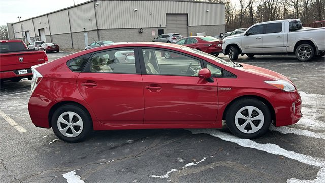 Used 2014 Toyota Prius Three image 25