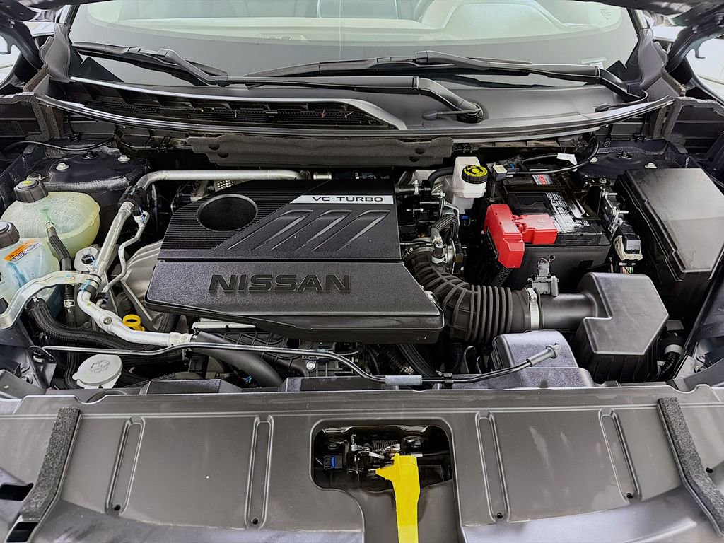 Used 2022 Nissan Rogue SV image 30