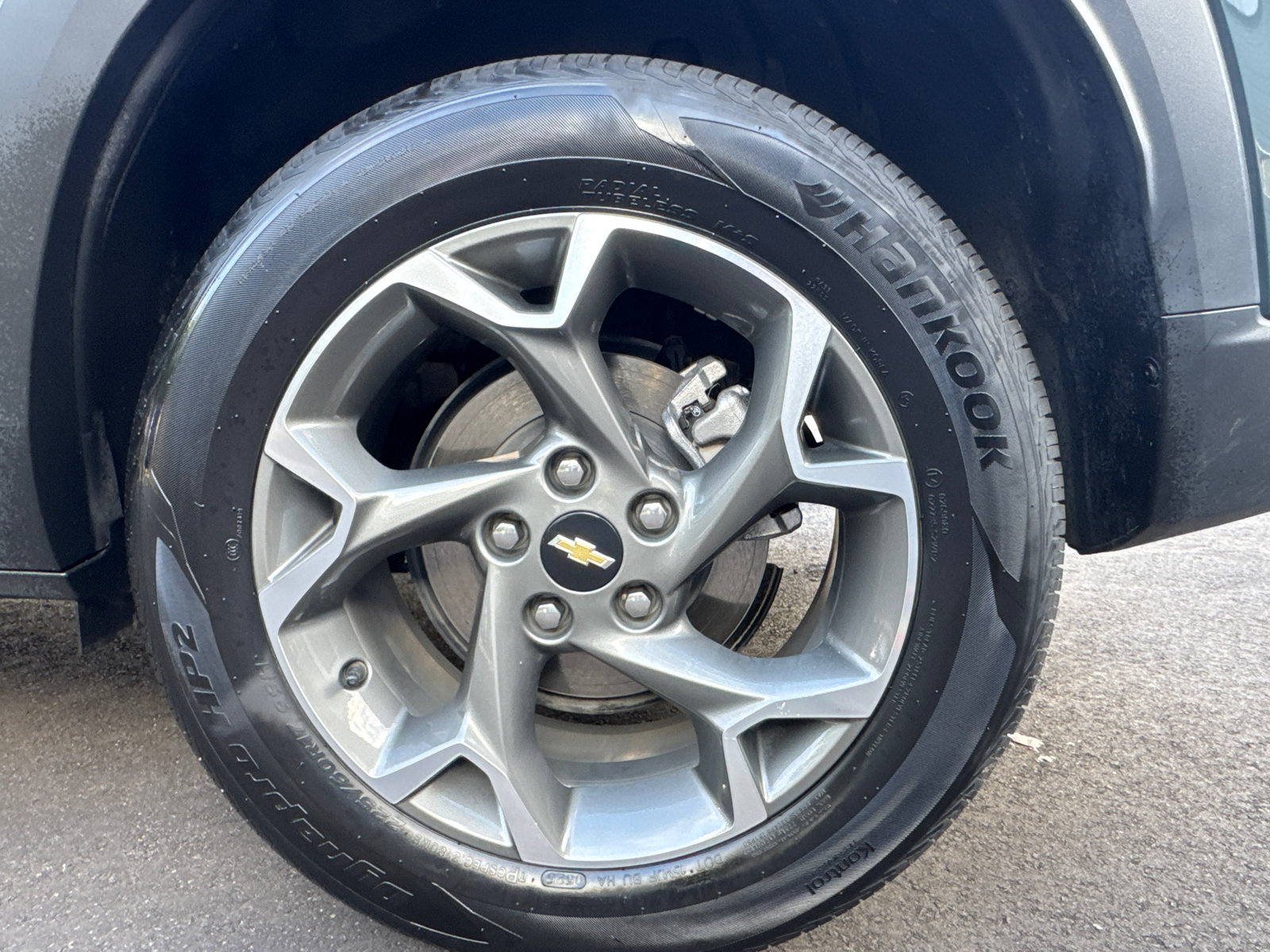 Used 2025 Chevrolet Trax LT FWD image 20