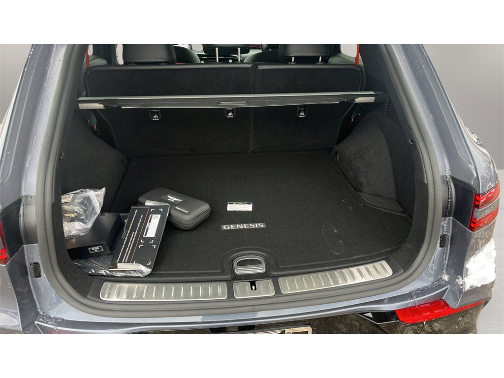New 2026 Genesis GV70 3.5T Sport Advanced image 9