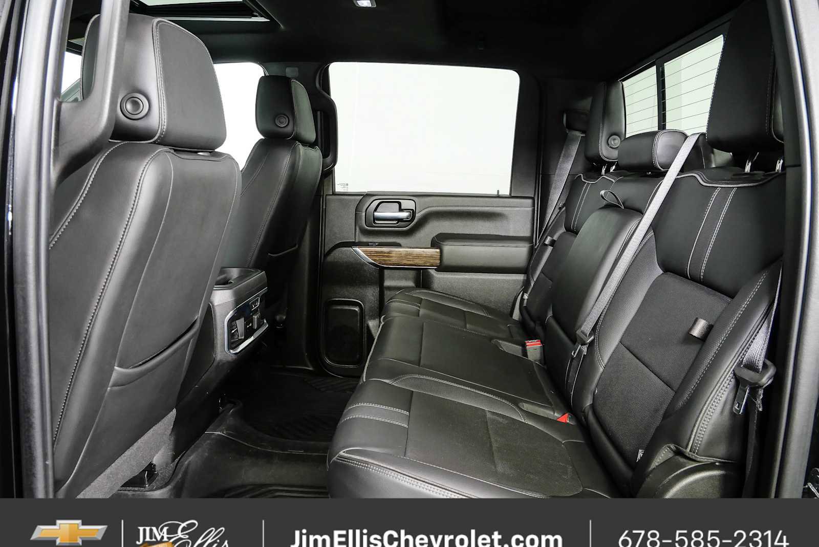 Used 2022 Chevrolet Silverado 2500 High Country w/ Z71 Off-Road Package AWD/4WD image 18