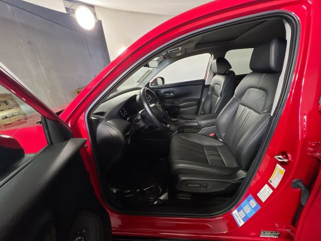 Used 2025 Honda HR-V EX-L image 14