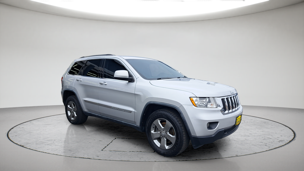 Used 2011 Jeep Grand Cherokee Laredo