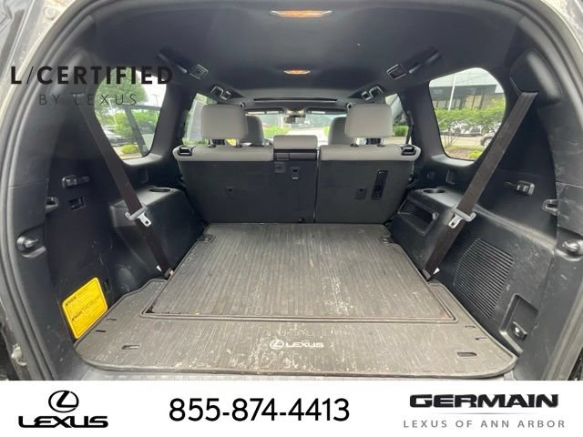 Used 2023 Lexus GX 460 w/ Black Line Special Edition AWD/4WD image 23