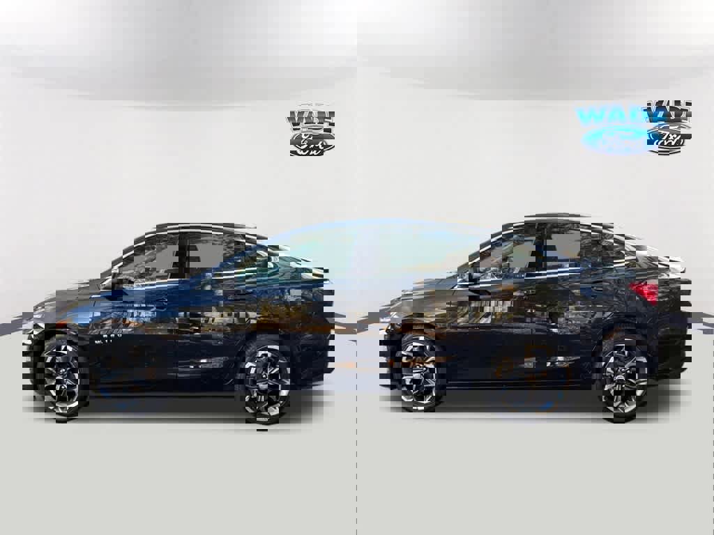 Used 2023 Chevrolet Malibu LT w/ Driver Confidence Package image 4