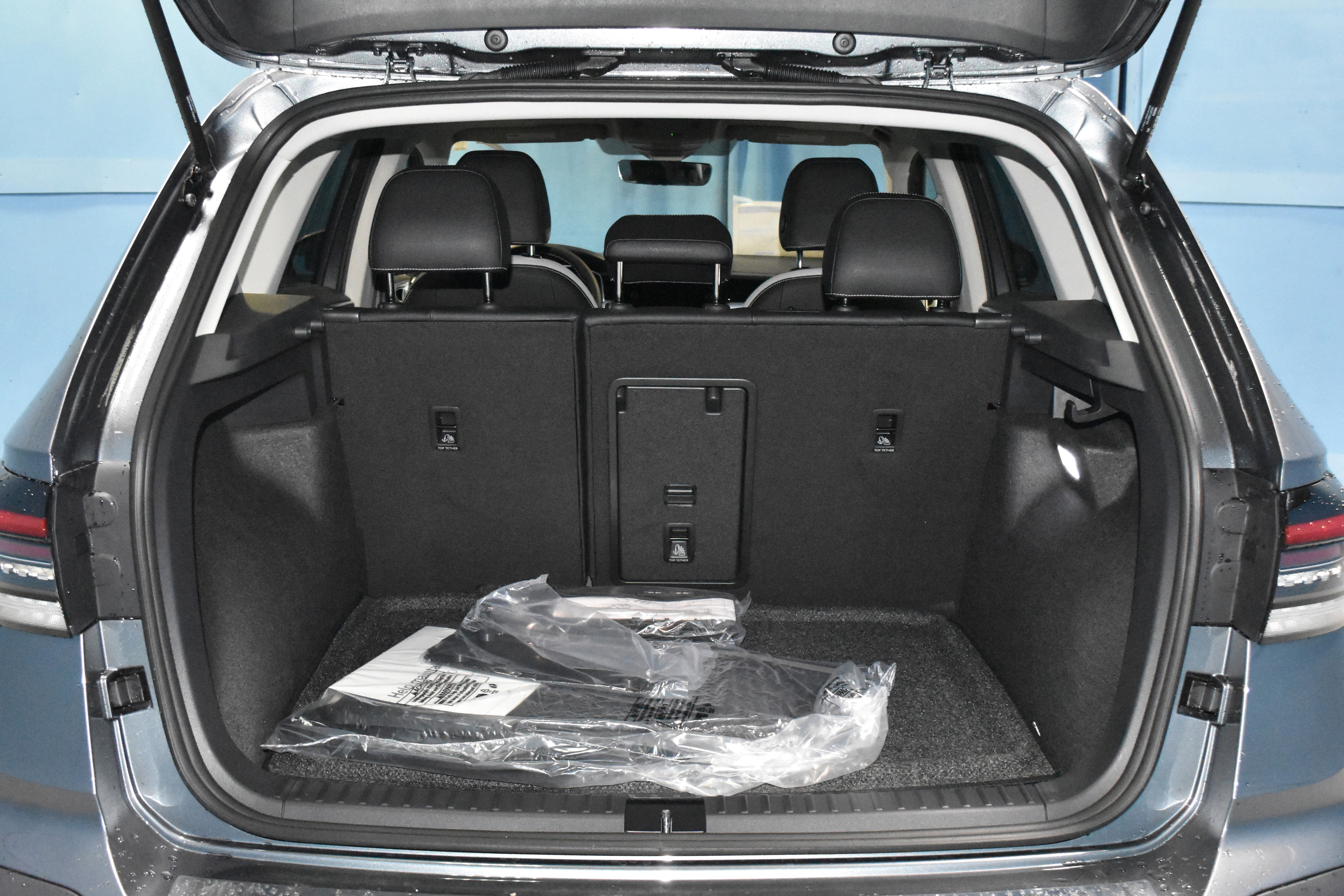 New 2025 Volkswagen Taos SE image 26