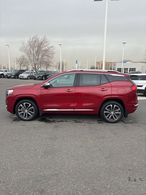 Used 2019 GMC Terrain Denali w/ Comfort Package AWD/4WD image 7