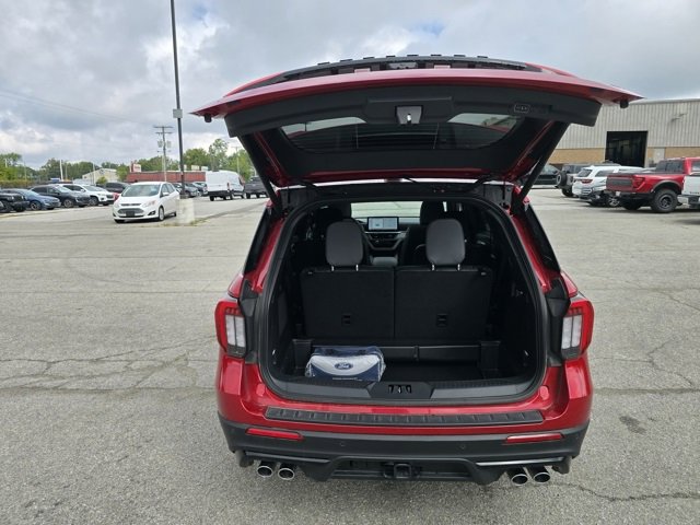 Used 2025 Ford Explorer ST w/ Sun And Sound Package image 16