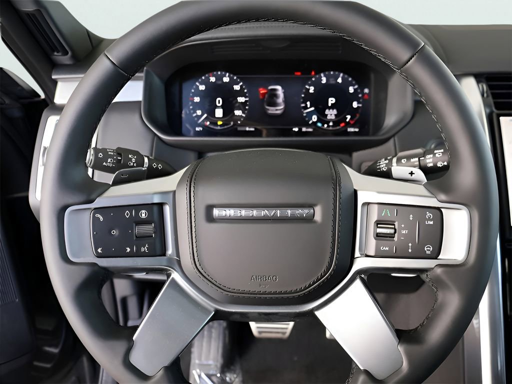 New 2025 Land Rover Discovery Dynamic SE image 33