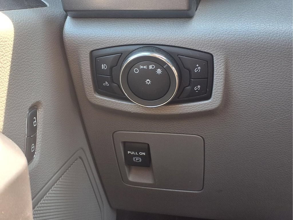Used 2019 Ford F150 XLT AWD/4WD image 12